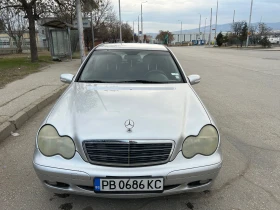 Mercedes-Benz C 220, снимка 9