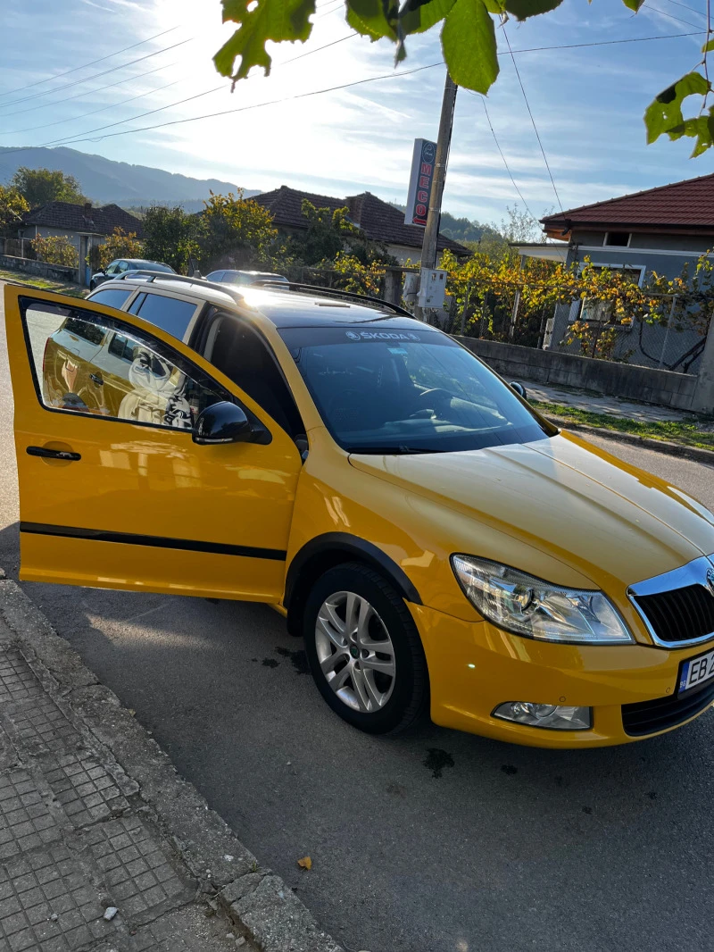 Skoda Octavia, снимка 1 - Автомобили и джипове - 45594119