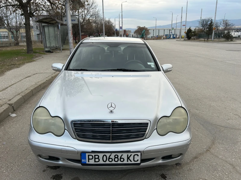 Mercedes-Benz C 220, снимка 9 - Автомобили и джипове - 49155422