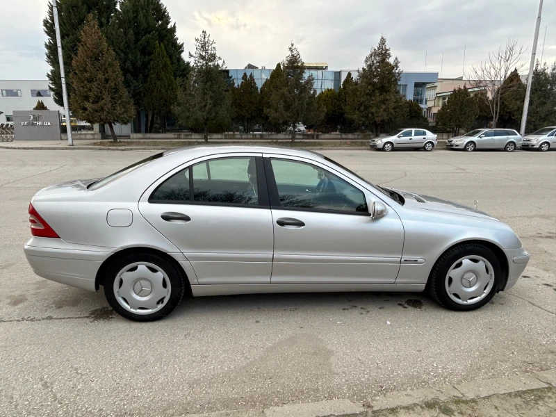 Mercedes-Benz C 220, снимка 5 - Автомобили и джипове - 49155422