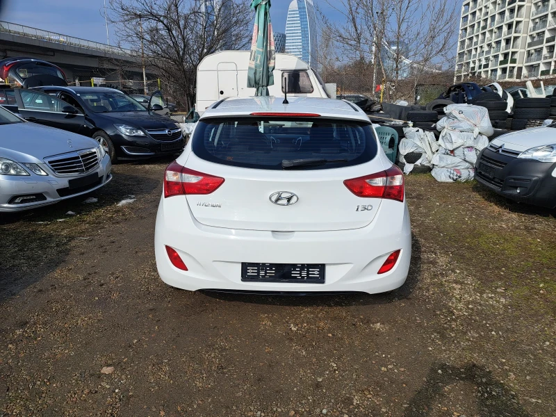 Hyundai I30 1.4 i - 100 KS., снимка 5 - Автомобили и джипове - 49282799