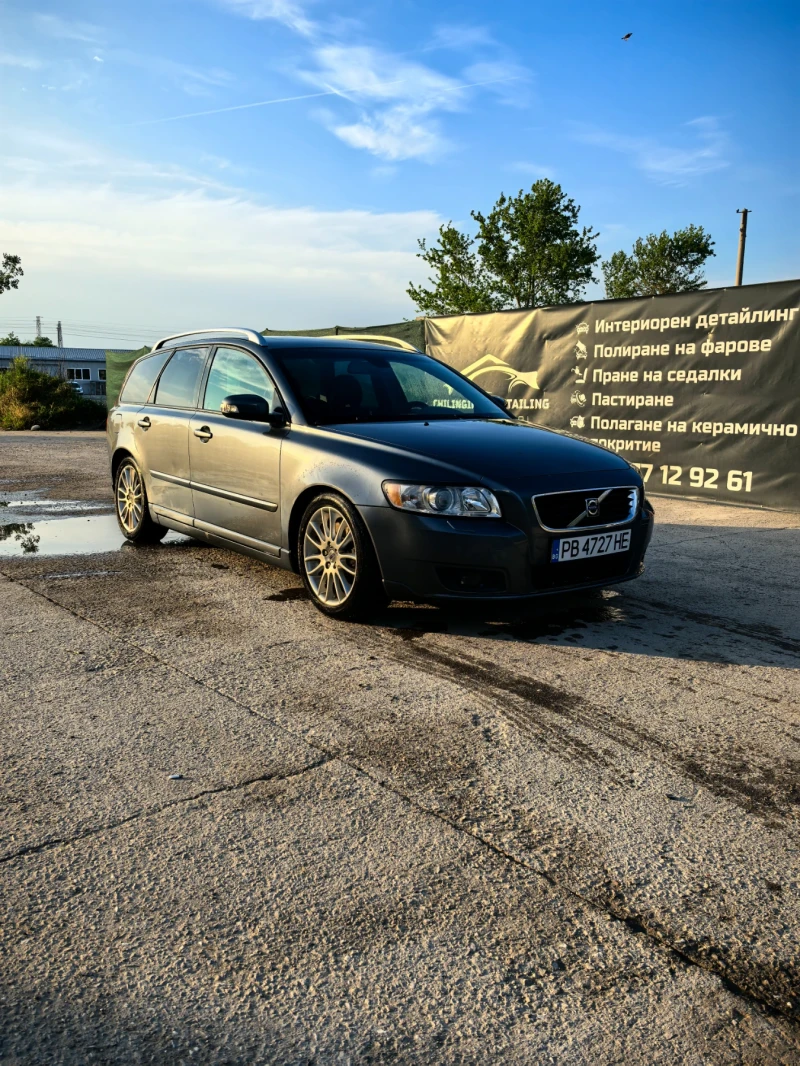 Volvo V50 D5, снимка 3 - Автомобили и джипове - 52590694