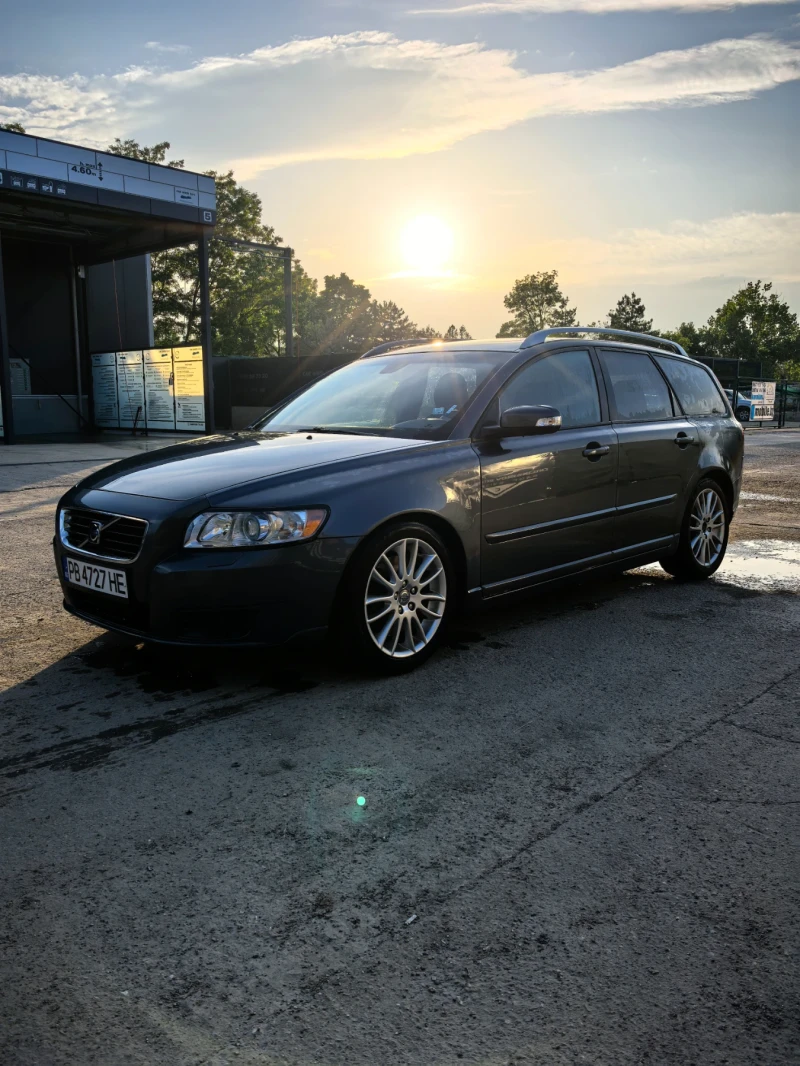 Volvo V50 D5