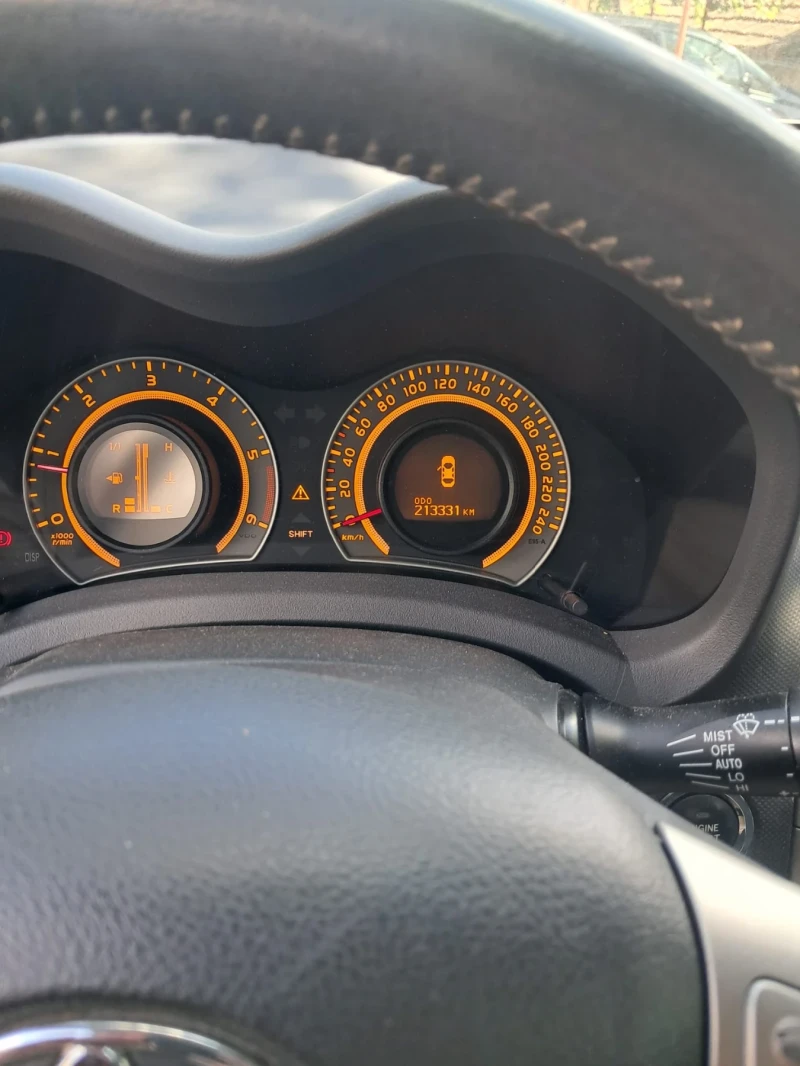 Toyota Auris D4D, снимка 11 - Автомобили и джипове - 51872911