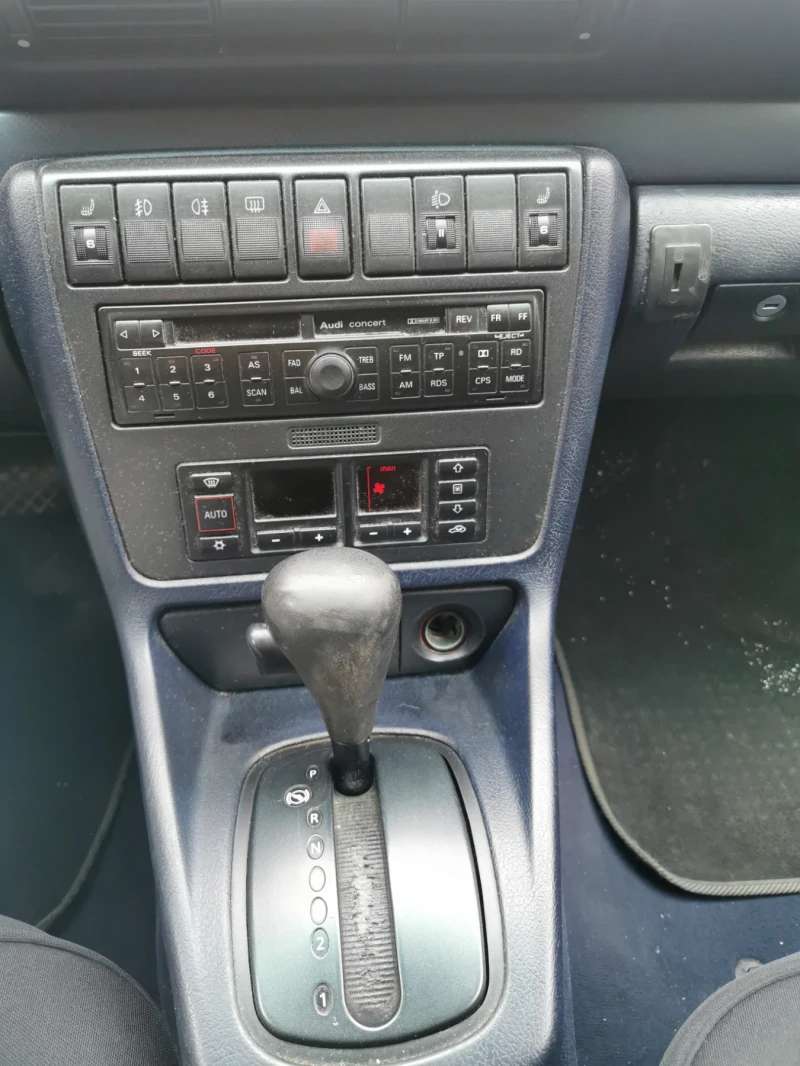 Audi A4 1.9TDI AFN 110к.с., снимка 6 - Автомобили и джипове - 52014730