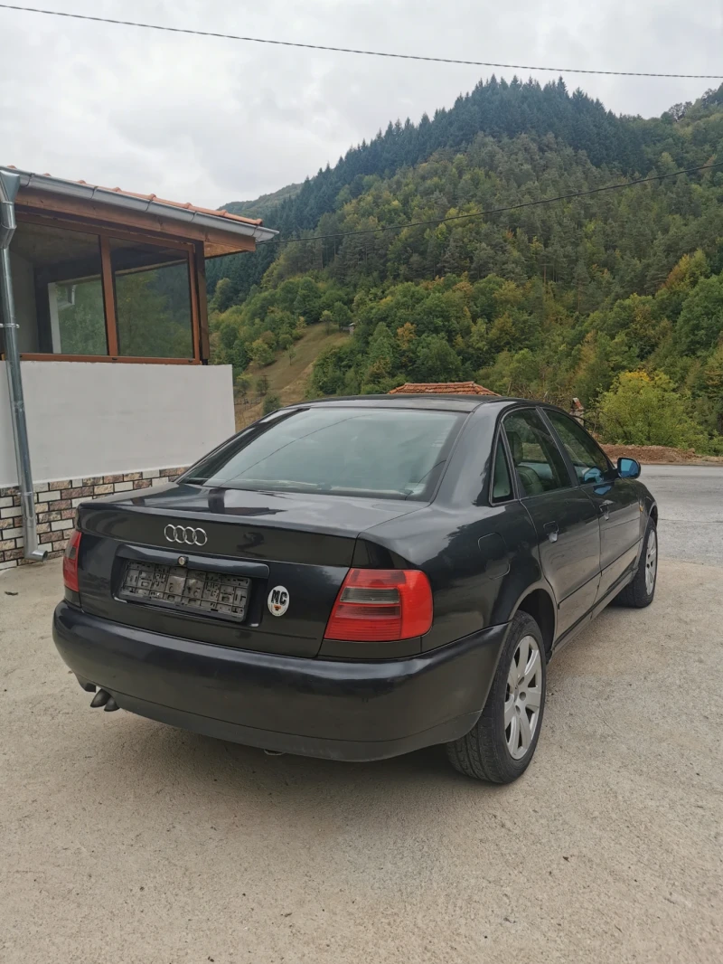 Audi A4 1.9TDI AFN 110к.с., снимка 3 - Автомобили и джипове - 52014730