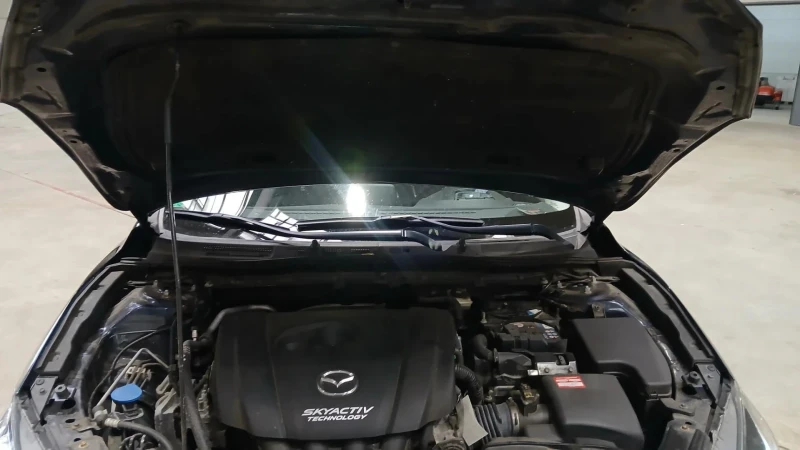 Mazda 3 Mazda 3 SKYACTIV-G 120 Automatik &#34;Sports-Line, снимка 9 - Автомобили и джипове - 52339320