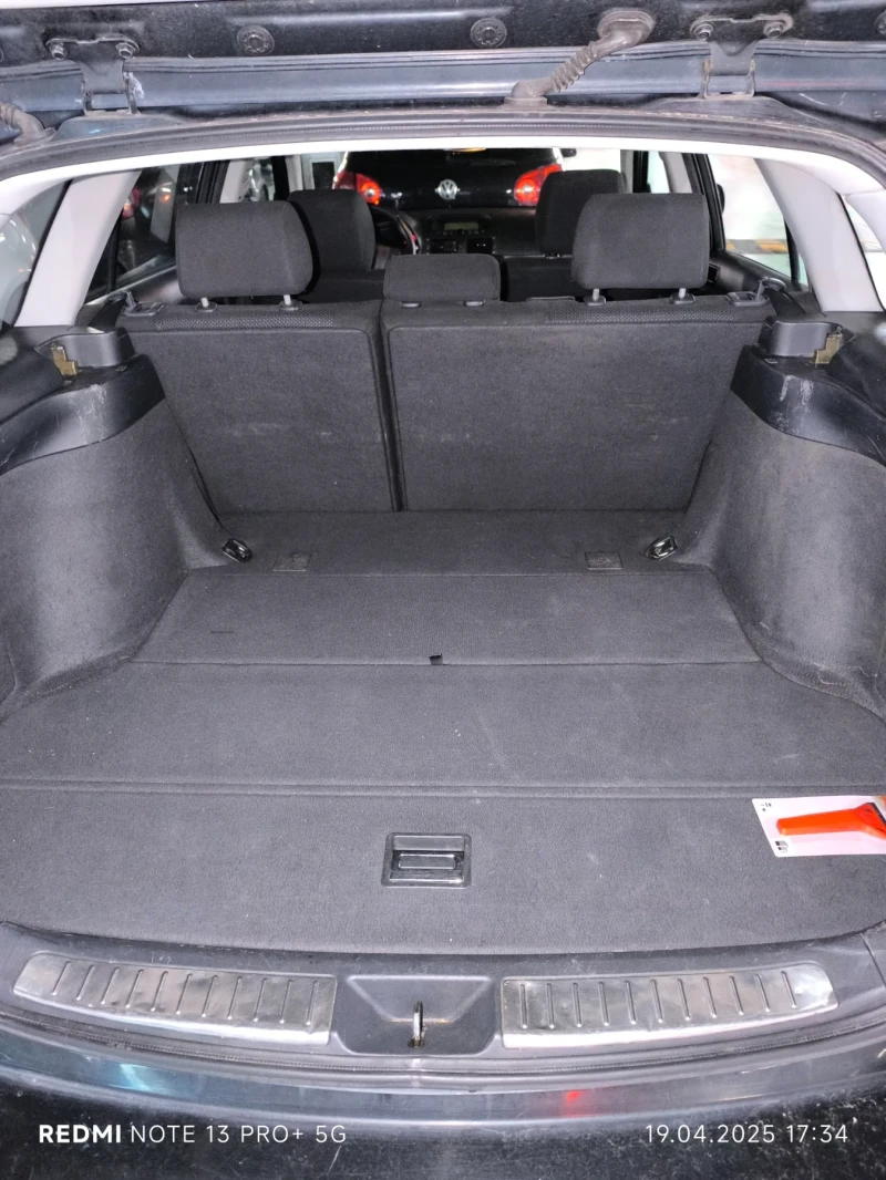 Toyota Avensis 2.0D, снимка 4 - Автомобили и джипове - 52568057