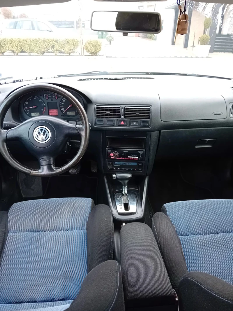 VW Golf 1.6i automatic газ индж, снимка 10 - Автомобили и джипове - 52776640