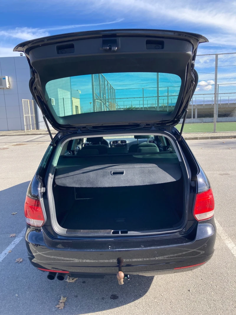 VW Golf Variant 1.4 TSI, снимка 11 - Автомобили и джипове - 52897566