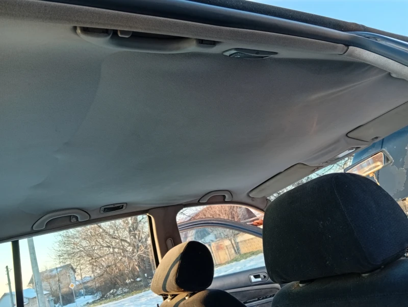 VW Golf 1.9 tdi 110, снимка 10 - Автомобили и джипове - 53232183