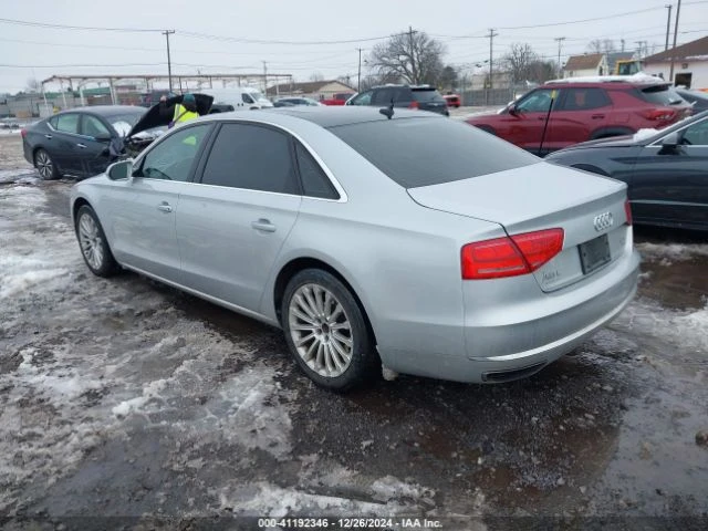 Audi A8 Крайна цена до БГ, Минимална щета, снимка 4 - Автомобили и джипове - 48809525