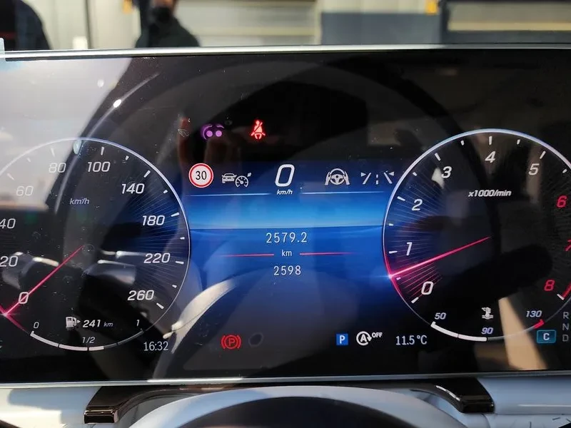 Mercedes-Benz S 680 Maybach S680 4Matic Haute Voiture Edition, снимка 8 - Автомобили и джипове - 54881645