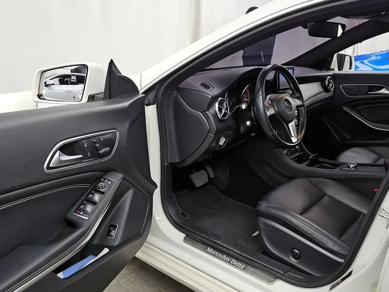 Mercedes-Benz CLA 200 CDI/ PANO/ �������/ ����� | Mobile.bg � ����������� 10