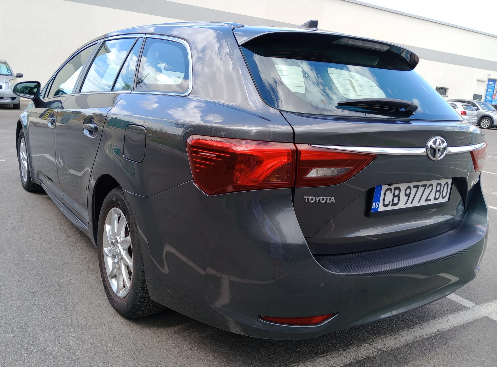 Toyota Avensis 1.6 D-4D  - изображение 6