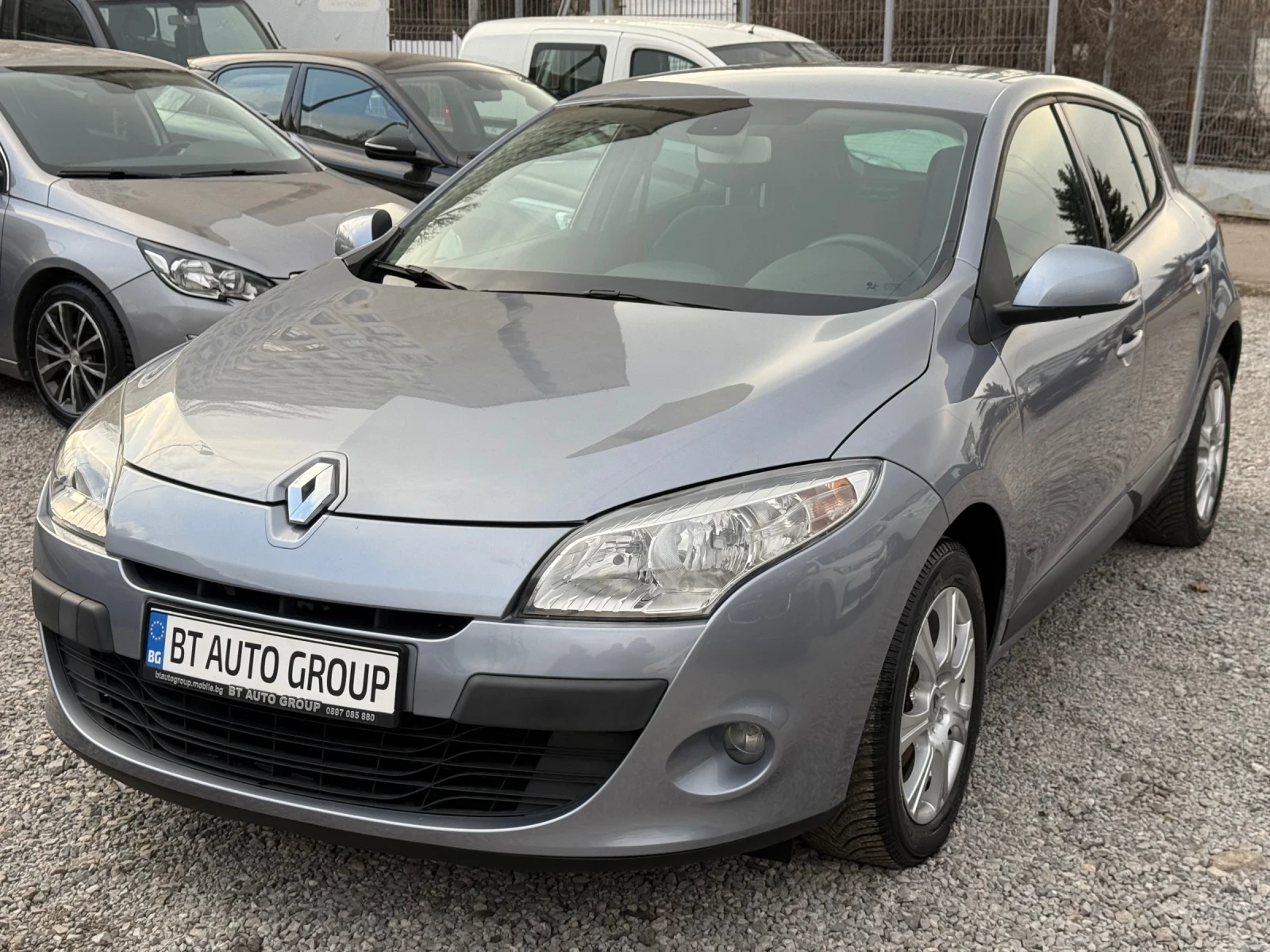 Renault Megane 1.6i 80000km * * 1-СОБСТВЕНИК * * ПЪЛНА ИСТОРИЯ* * - изображение 2