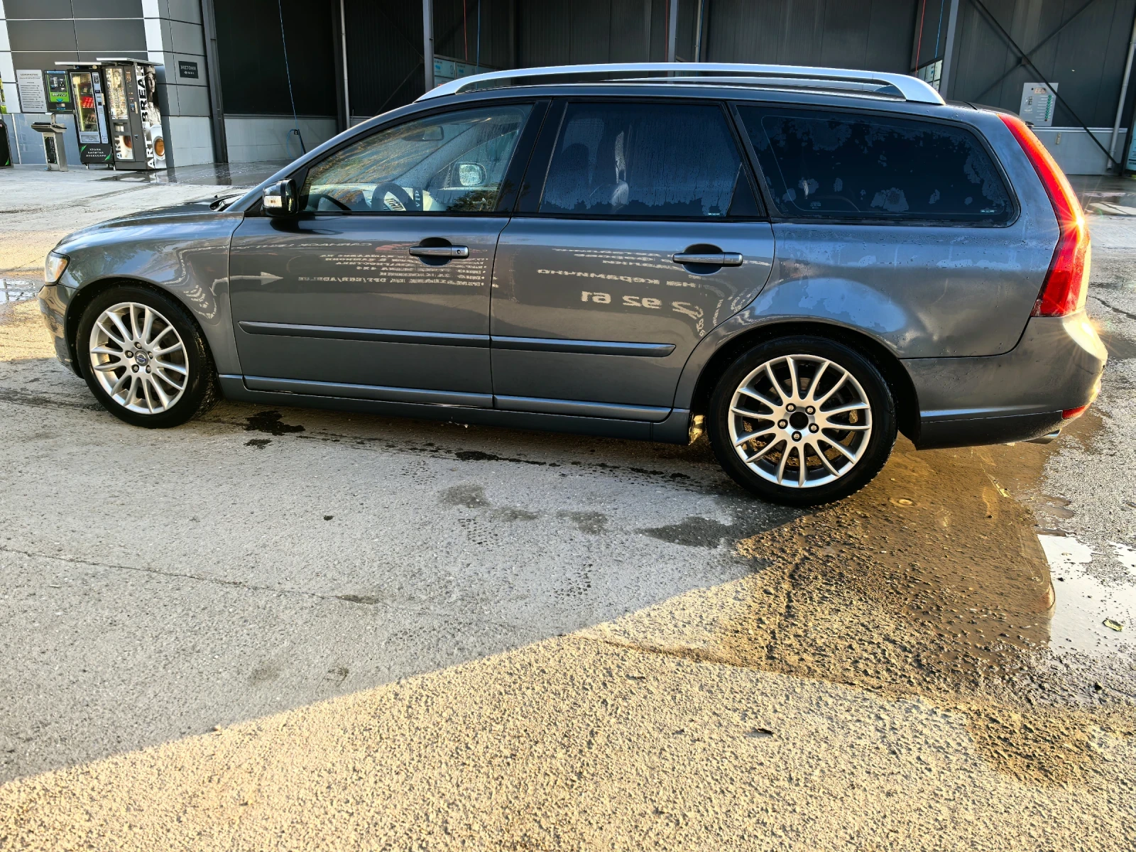 Volvo V50 D5 - изображение 7