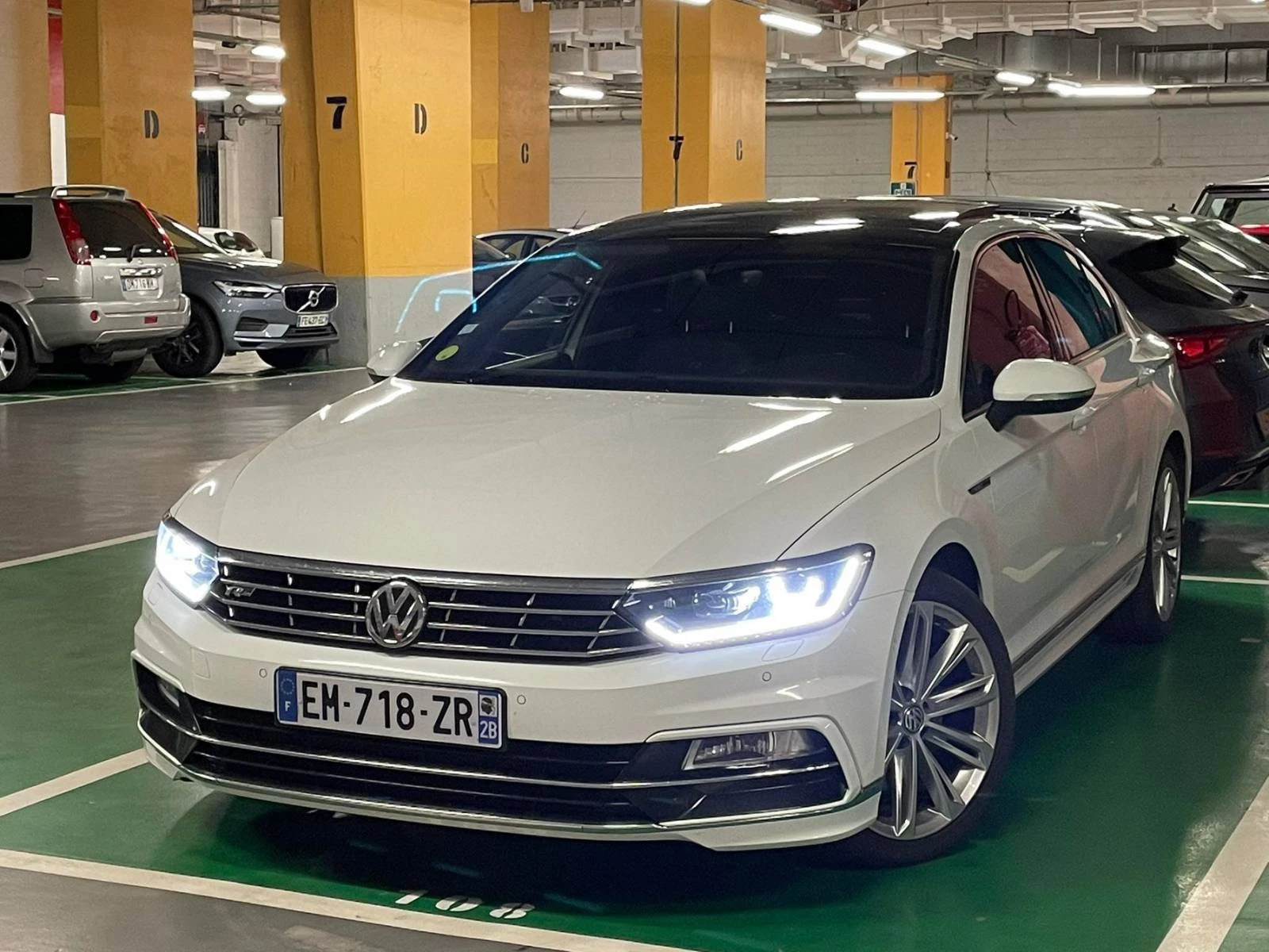 VW Passat R-LINE | Mobile.bg   1