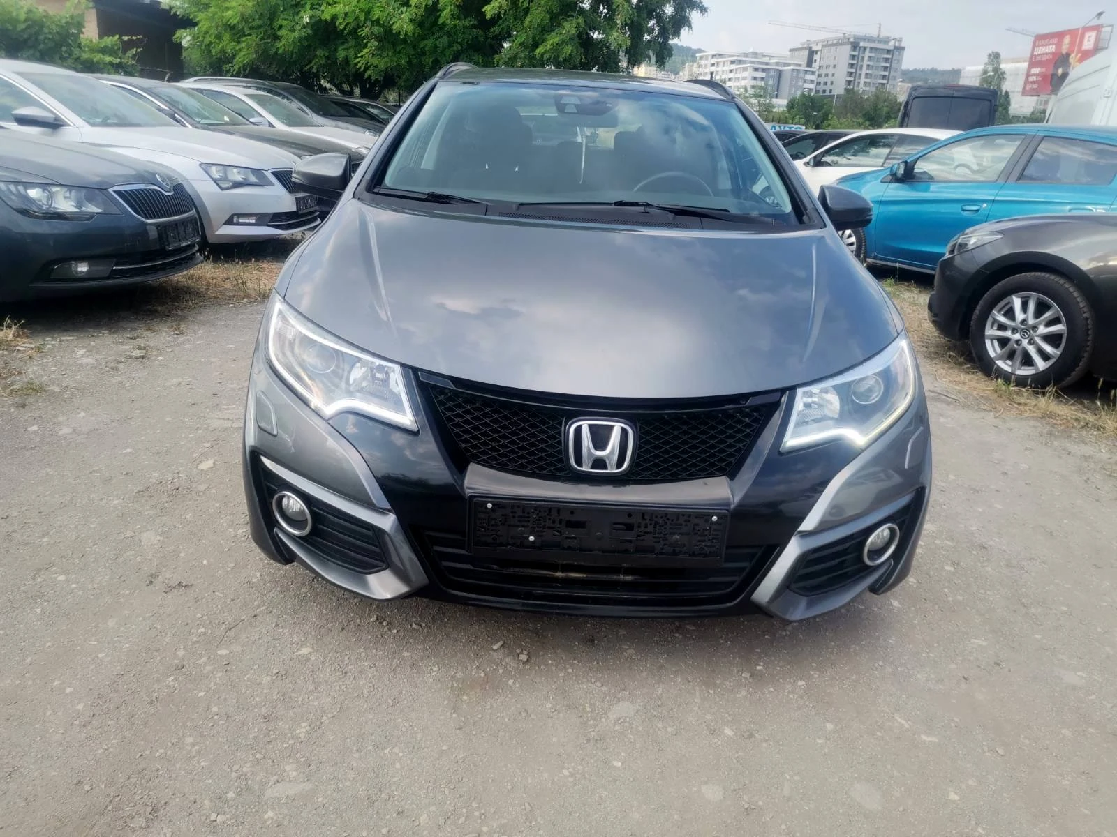 Honda Civic КАТО НОВ/NAVI - изображение 2