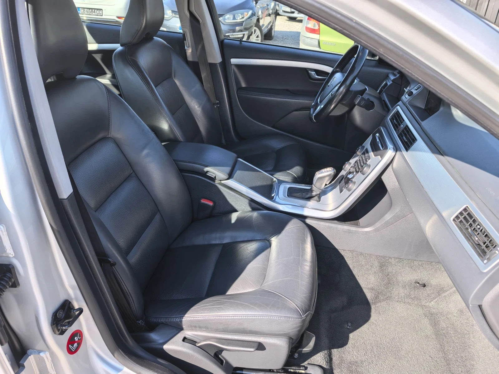 Volvo S80 2.0D4 163к.с* Automatic* Facelift* , снимка 12 - Автомобили и джипове - 53737954