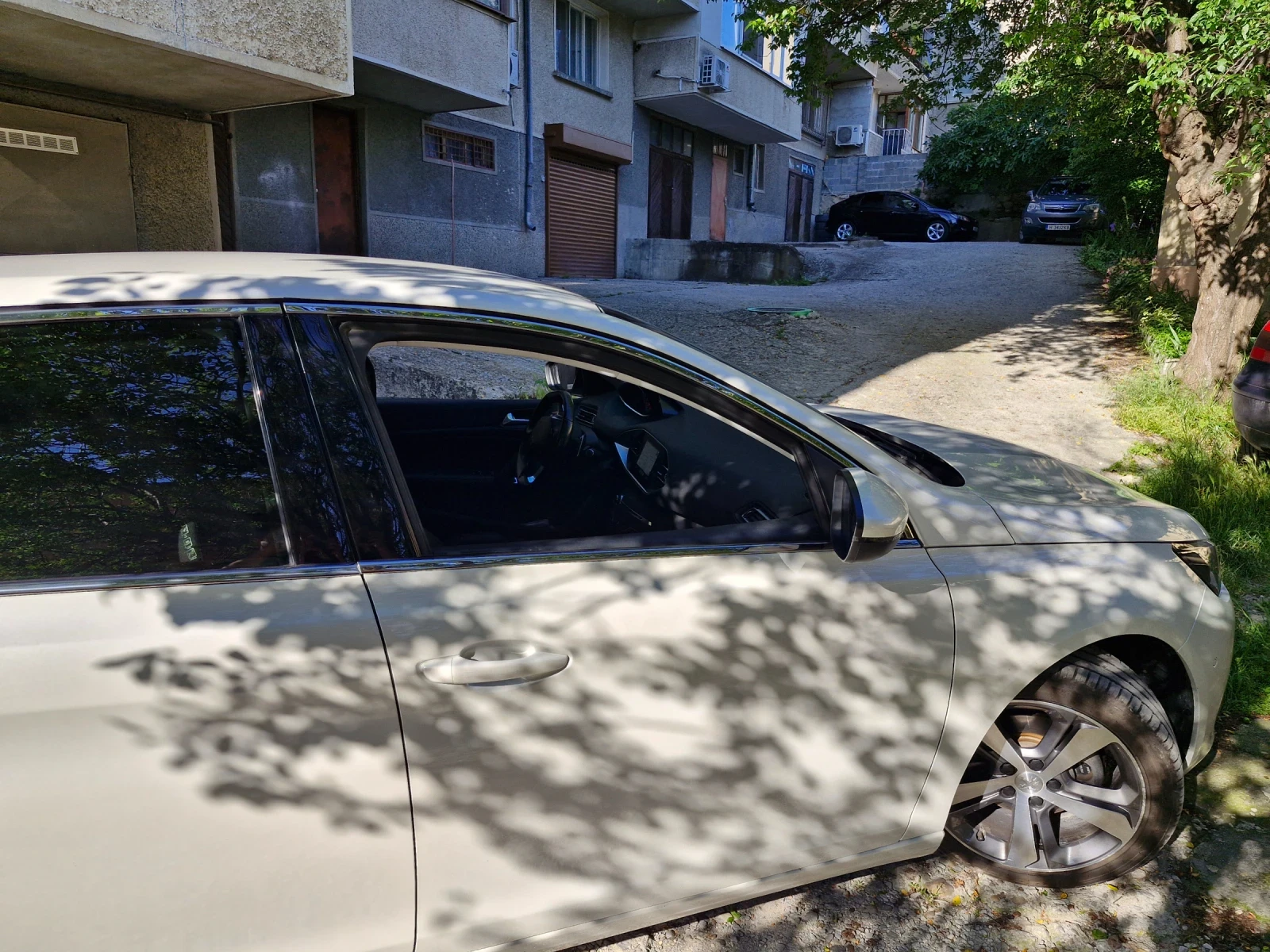 Peugeot 308, снимка 3 - Автомобили и джипове - 54739401