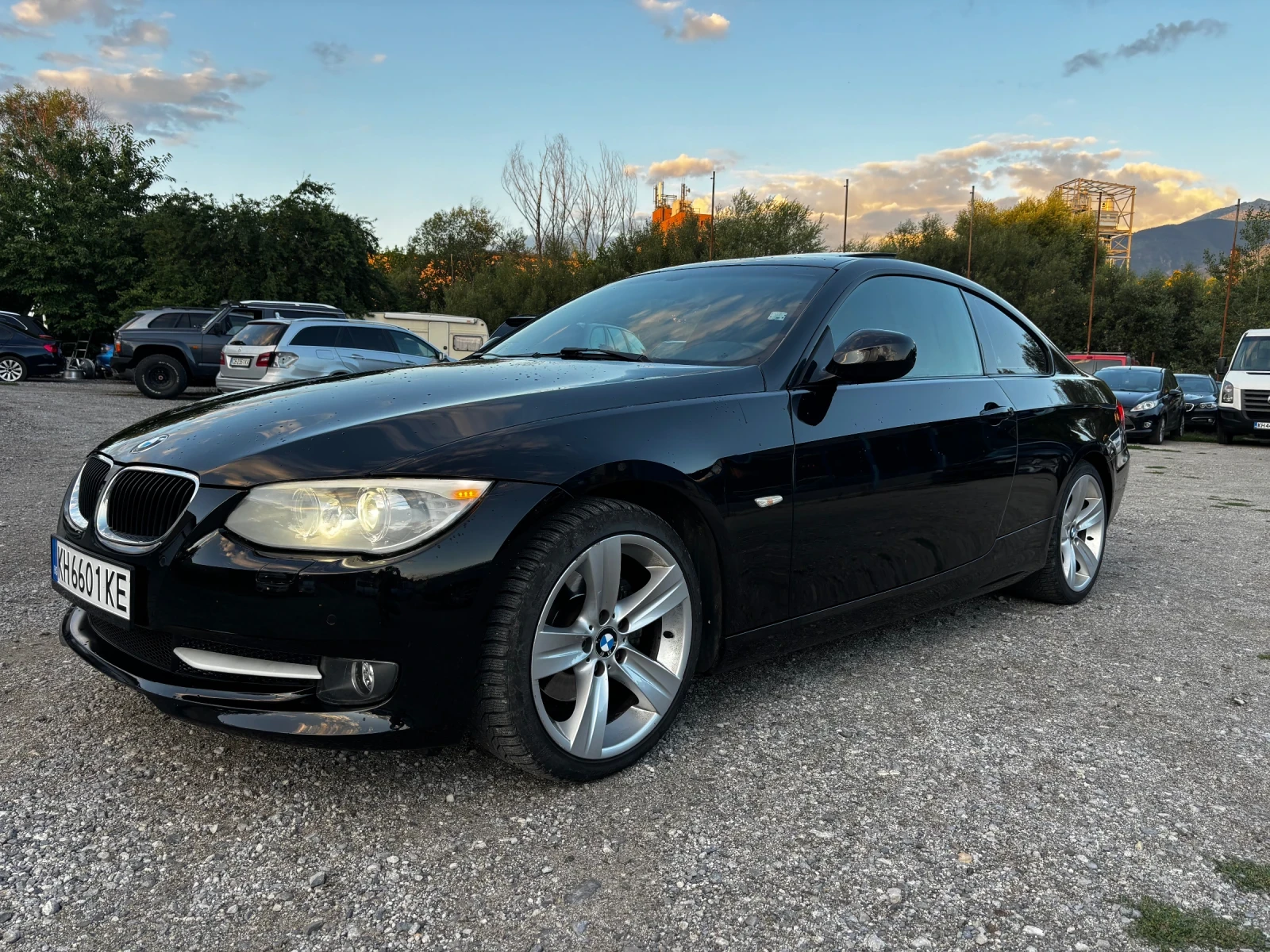 BMW 320 LCI 184hp automatic , снимка 3 - Автомобили и джипове - 55547290