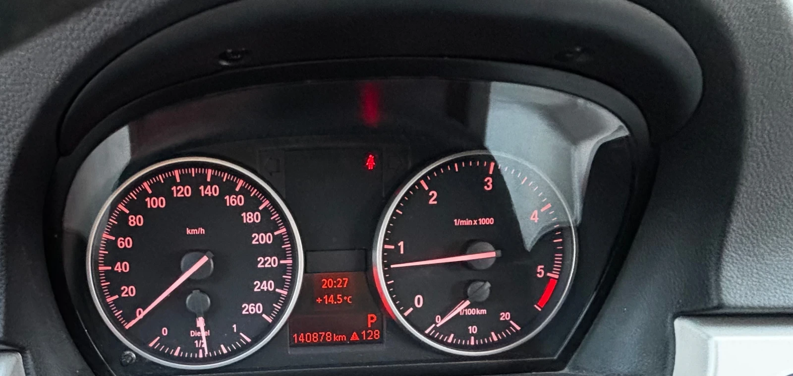 BMW 320 LCI 184hp automatic , снимка 12 - Автомобили и джипове - 55547290