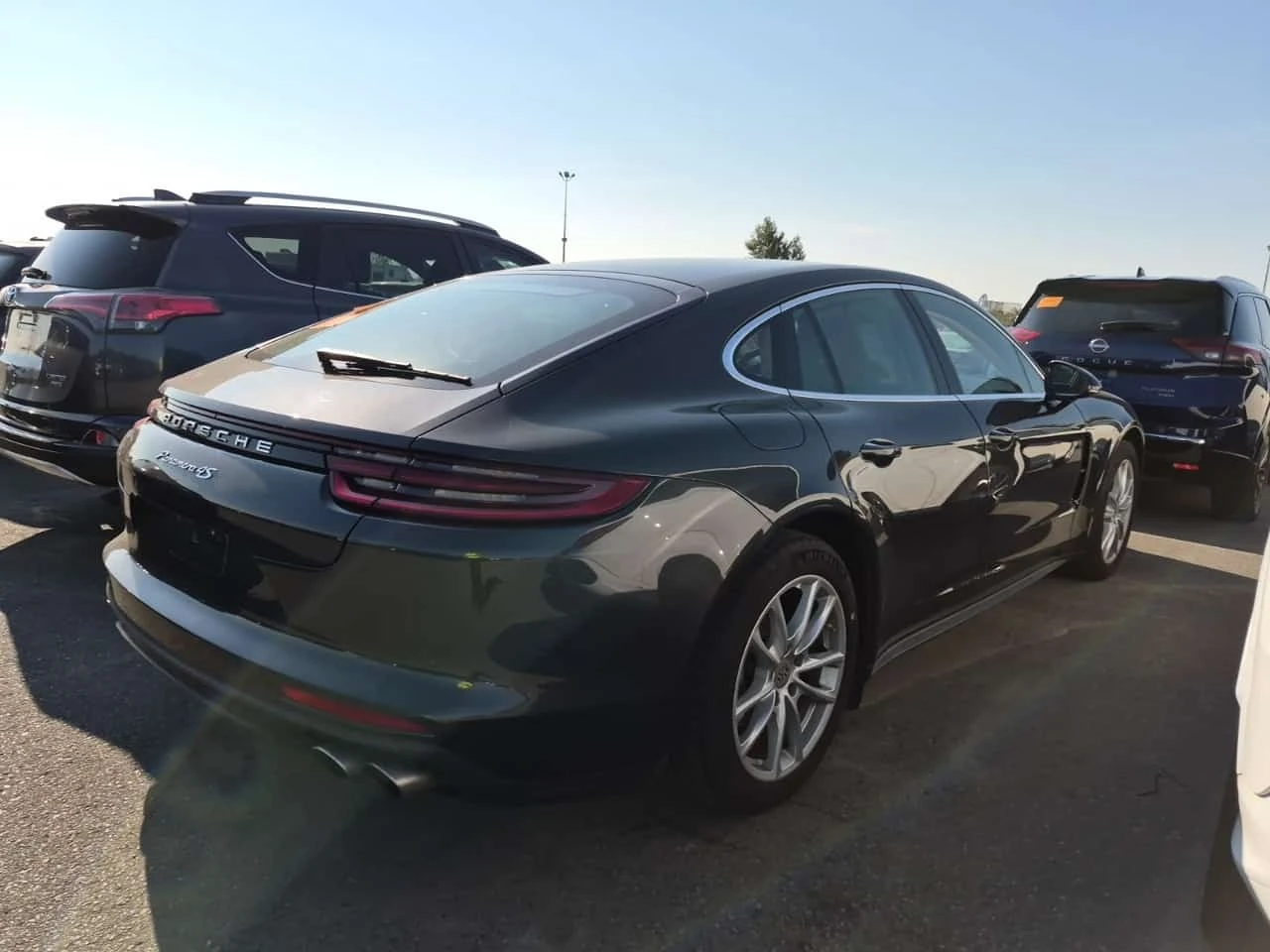 Porsche Panamera * 4S * CARFAX * ФИНАНСИРАНЕ, снимка 3 - Автомобили и джипове - 55736681