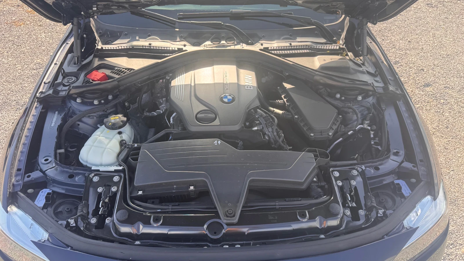 BMW 320 X-drive FACE LIFT , снимка 15 - Автомобили и джипове - 55803730