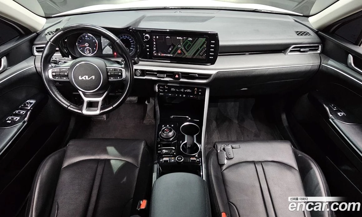 Kia K5 2.0 Trendy, снимка 10 - Автомобили и джипове - 56157277