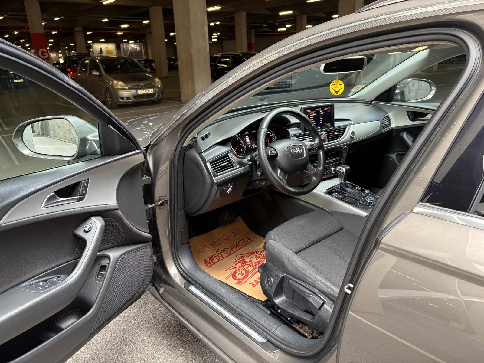 Audi A6 2.00 TDI, снимка 11 - Автомобили и джипове - 56226819