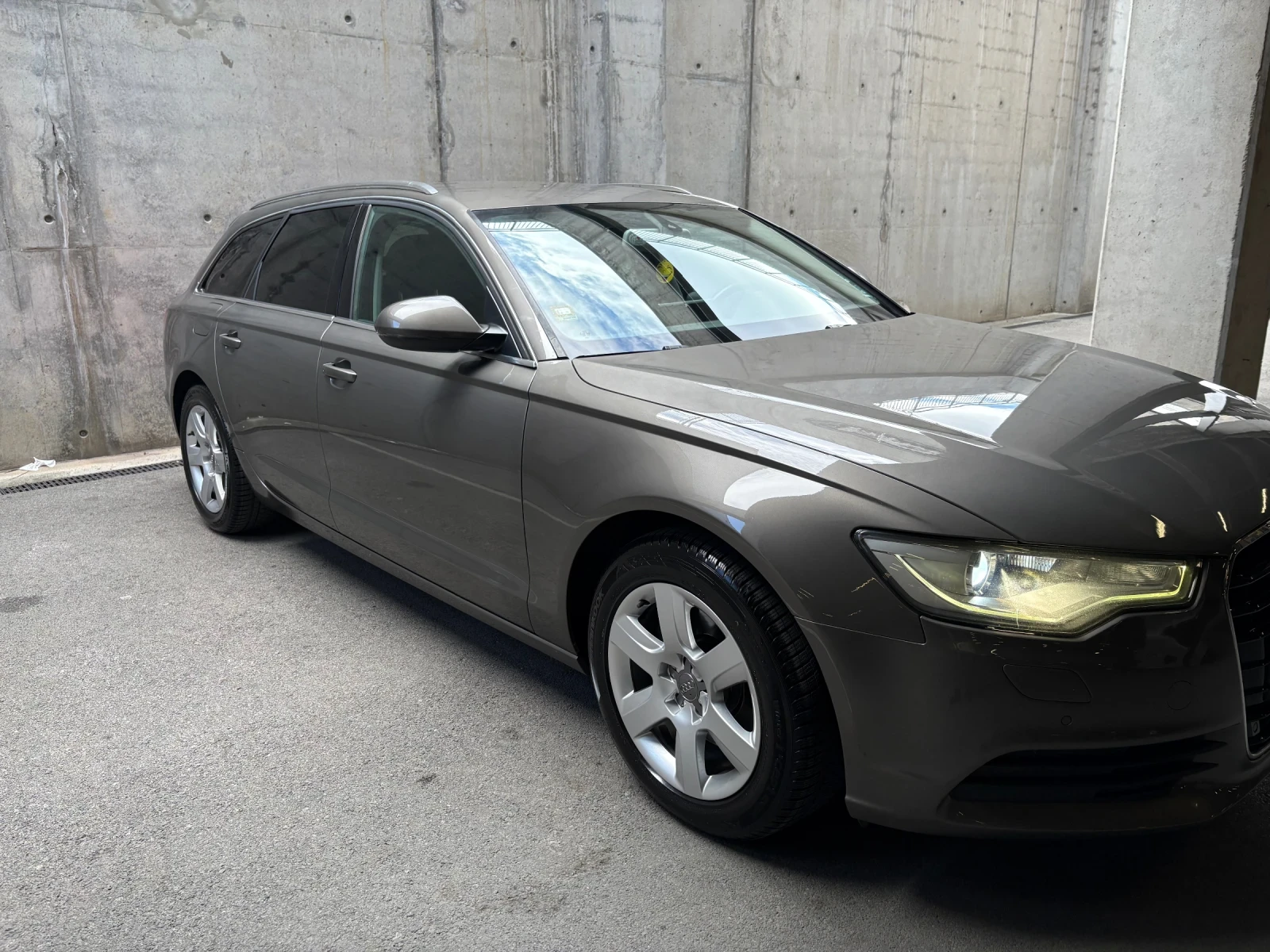 Audi A6 2.00 TDI, снимка 8 - Автомобили и джипове - 56226819