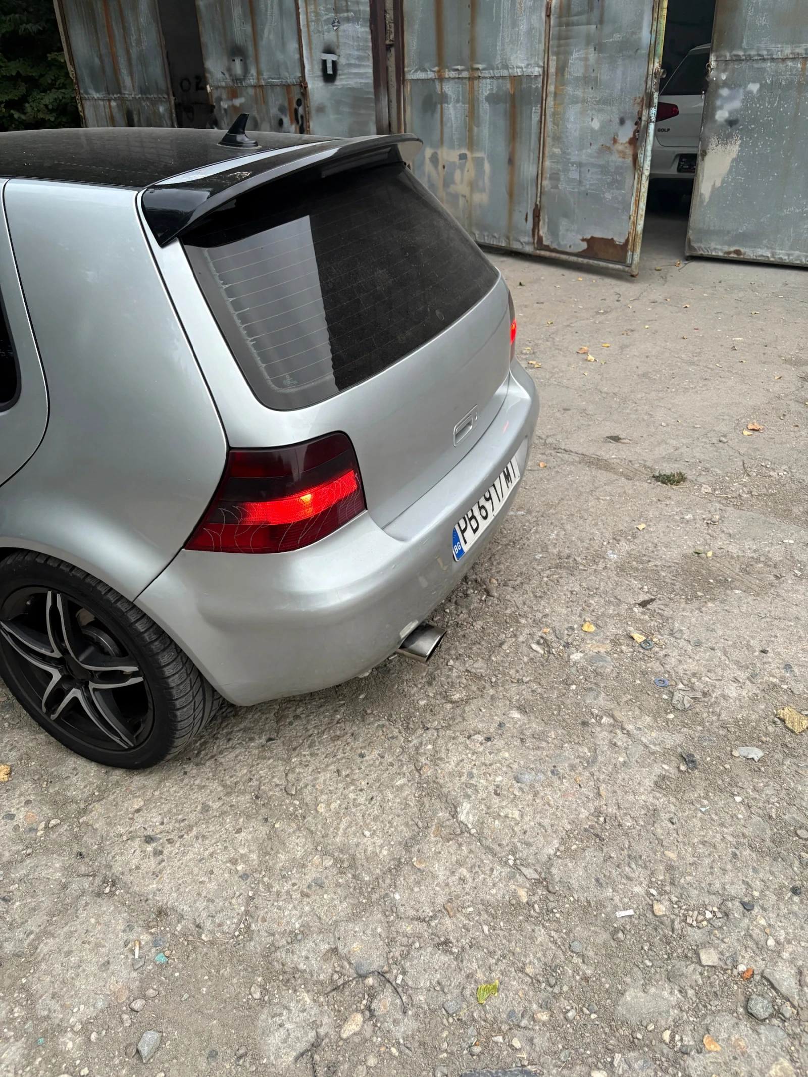 VW Golf 1.9TDI, снимка 9 - Автомобили и джипове - 56413114