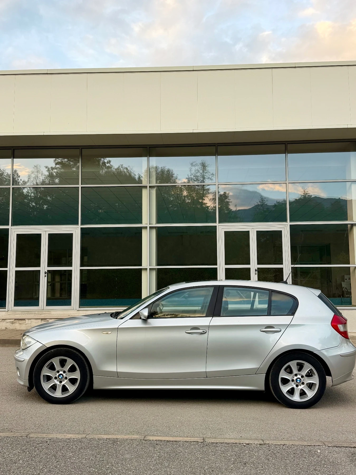 BMW 120 M47 163k.с., снимка 7 - Автомобили и джипове - 56415905