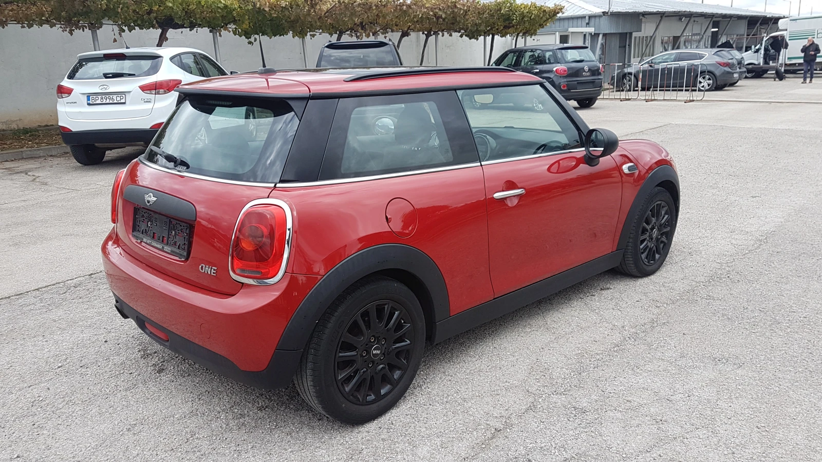 Mini Cooper 1.2 T 102кс, снимка 7 - Автомобили и джипове - 56679592