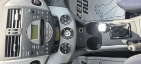 Toyota Rav4 2.2 D-4D / 6ск / 4x4, снимка 10