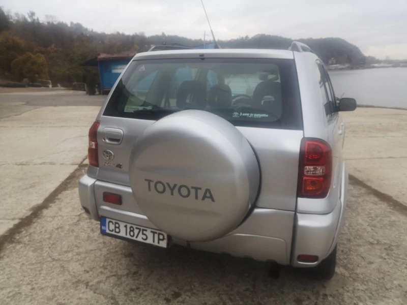 Toyota Rav4, снимка 5 - Автомобили и джипове - 48039075