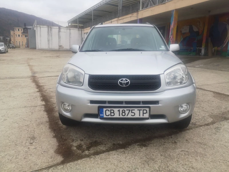 Toyota Rav4, снимка 2 - Автомобили и джипове - 48039075