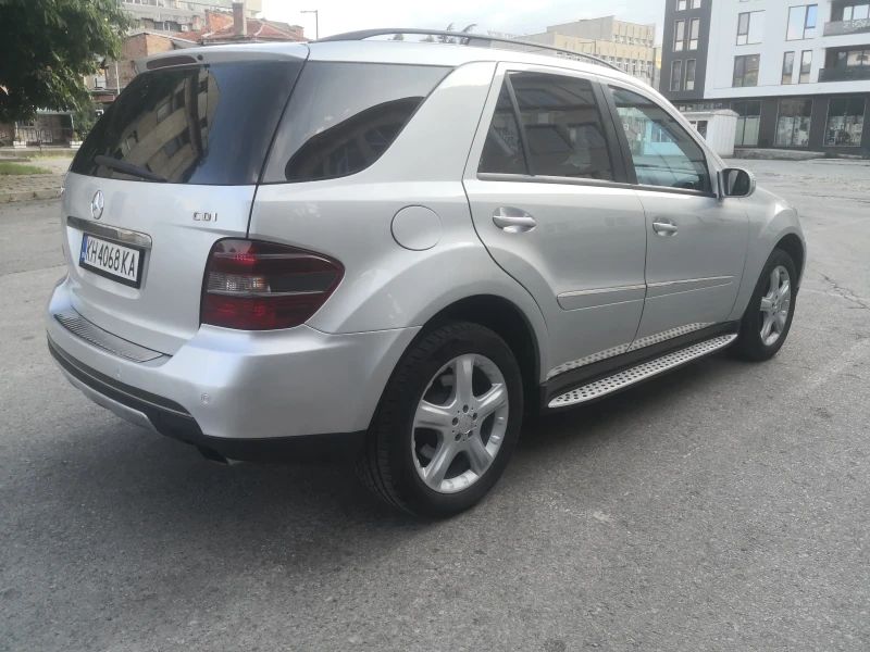 Mercedes-Benz ML 320 CDI, снимка 3 - Автомобили и джипове - 48243072