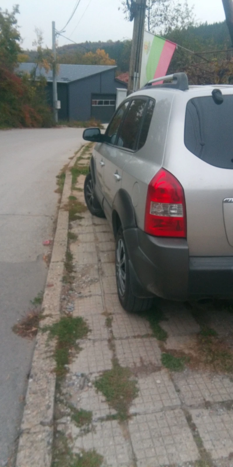 Hyundai Tucson, снимка 2 - Автомобили и джипове - 52629558