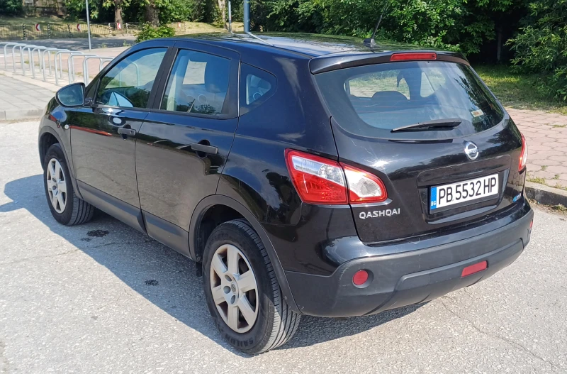 Nissan Qashqai 1.5 DCI-110 к.с EURO 5A, снимка 4 - Автомобили и джипове - 53235616