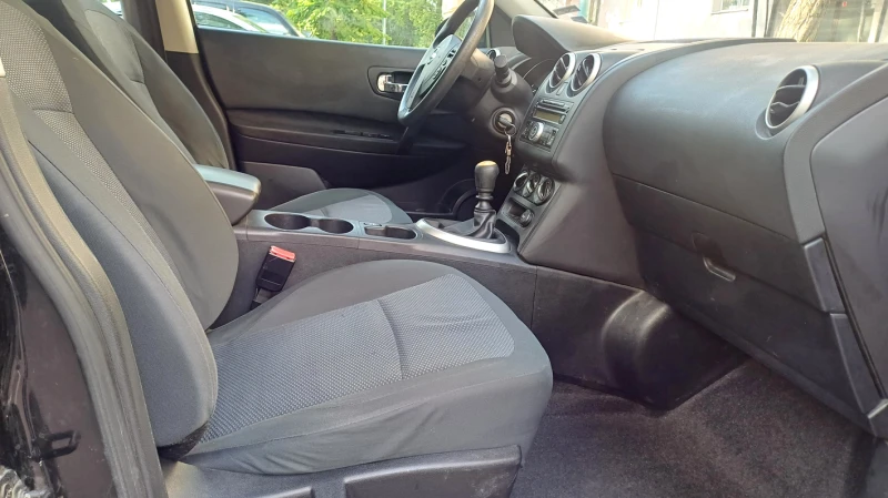 Nissan Qashqai 1.5 DCI-110 к.с EURO 5A, снимка 16 - Автомобили и джипове - 53235616