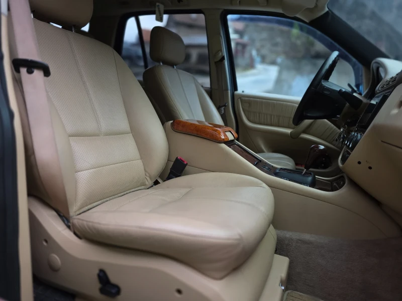 Mercedes-Benz ML 500 AMG * ГАЗ * НАВИ * ЕВРО4 * , снимка 11 - Автомобили и джипове - 53458096