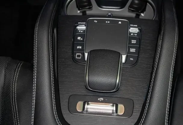 Mercedes-Benz GLE 350 de 4Matic Coupe = AMG Line = Premium �������� | Mobile.bg � ����������� 12