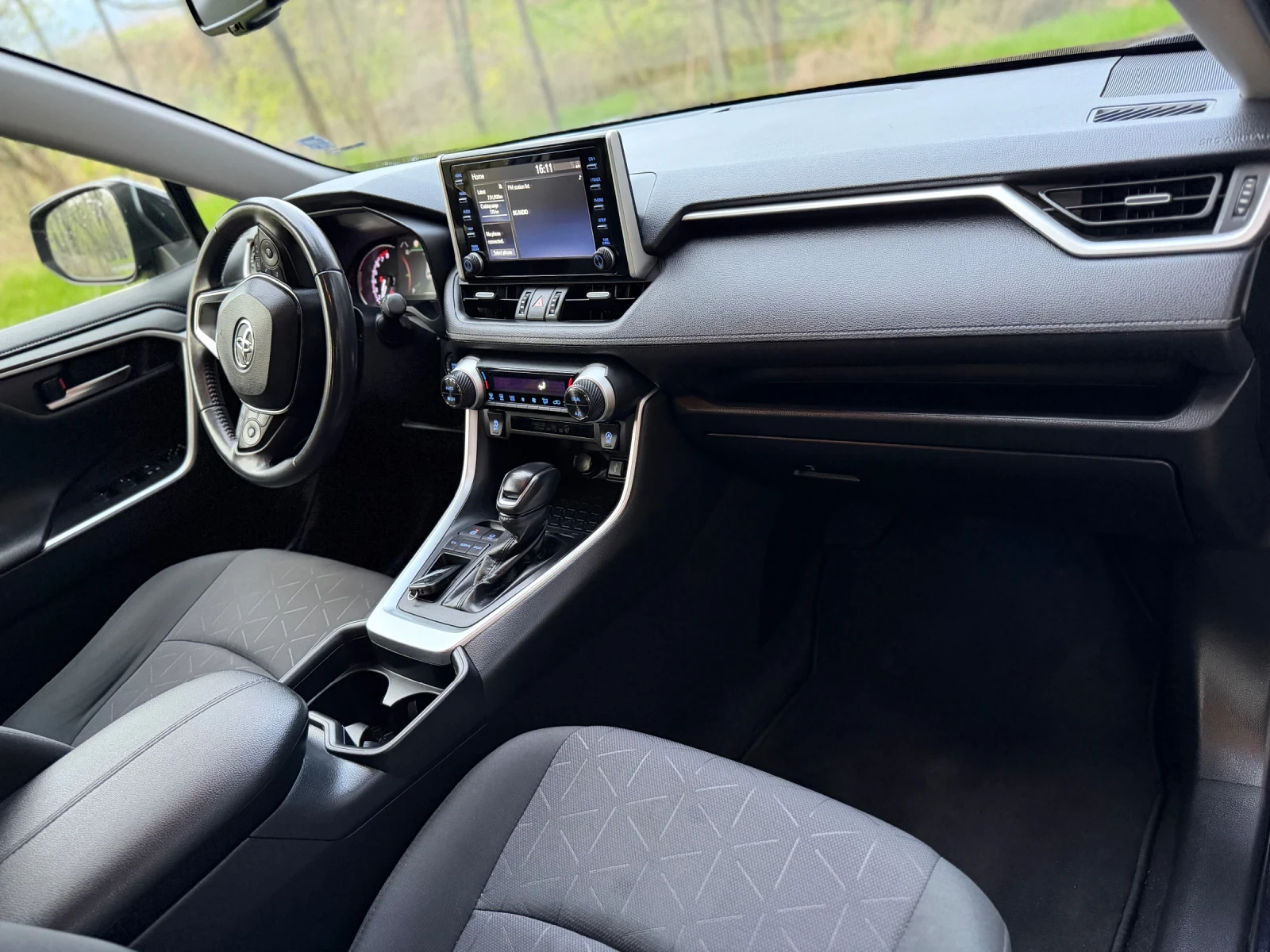 Toyota Rav4 2.0i-175hp AWD Active - Lane Assist/Distronic | Mobile.bg � ����������� 10