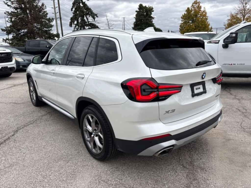 BMW X3 * xDrive30i RED INTERIOR| PREMIUM PKG * CARFAX * Ц, снимка 5 - Автомобили и джипове - 53935914