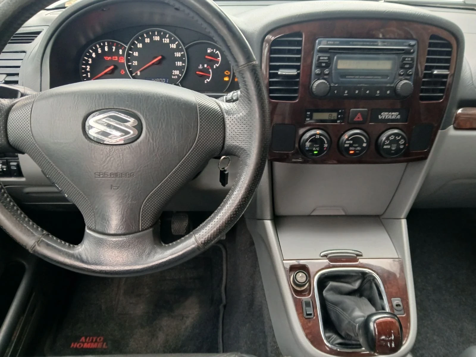 Suzuki Grand vitara, снимка 12 - Автомобили и джипове - 54008737