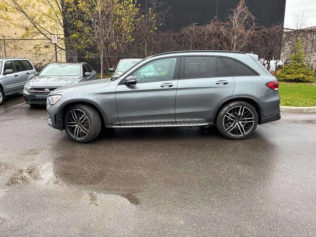 Mercedes-Benz GLC 43 AMG /HUD/360/DISTRONIC/АВТОКРЕДИТ , снимка 2 - Автомобили и джипове - 54651173