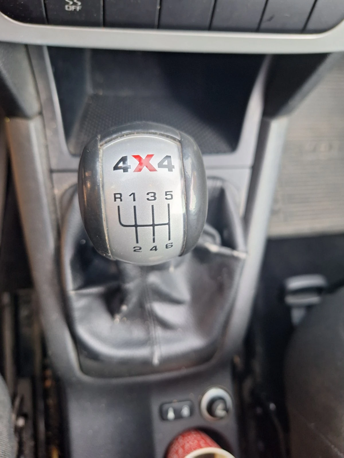 Skoda Yeti, снимка 7 - Автомобили и джипове - 55070475