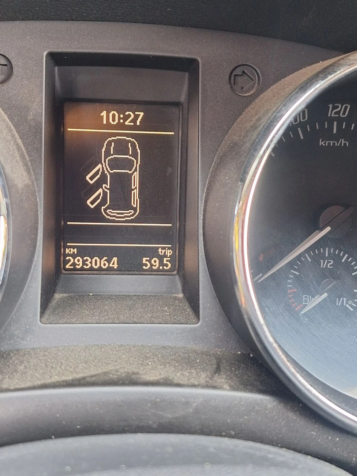 Skoda Yeti, снимка 8 - Автомобили и джипове - 55070475